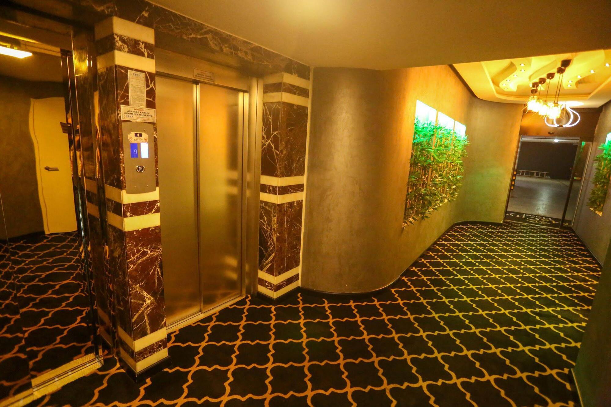 Rhiss Maltepe Otel 4*